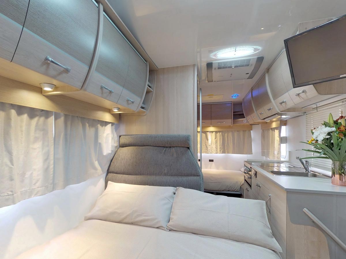CT 6 Berth Discovery - adults bedroom view