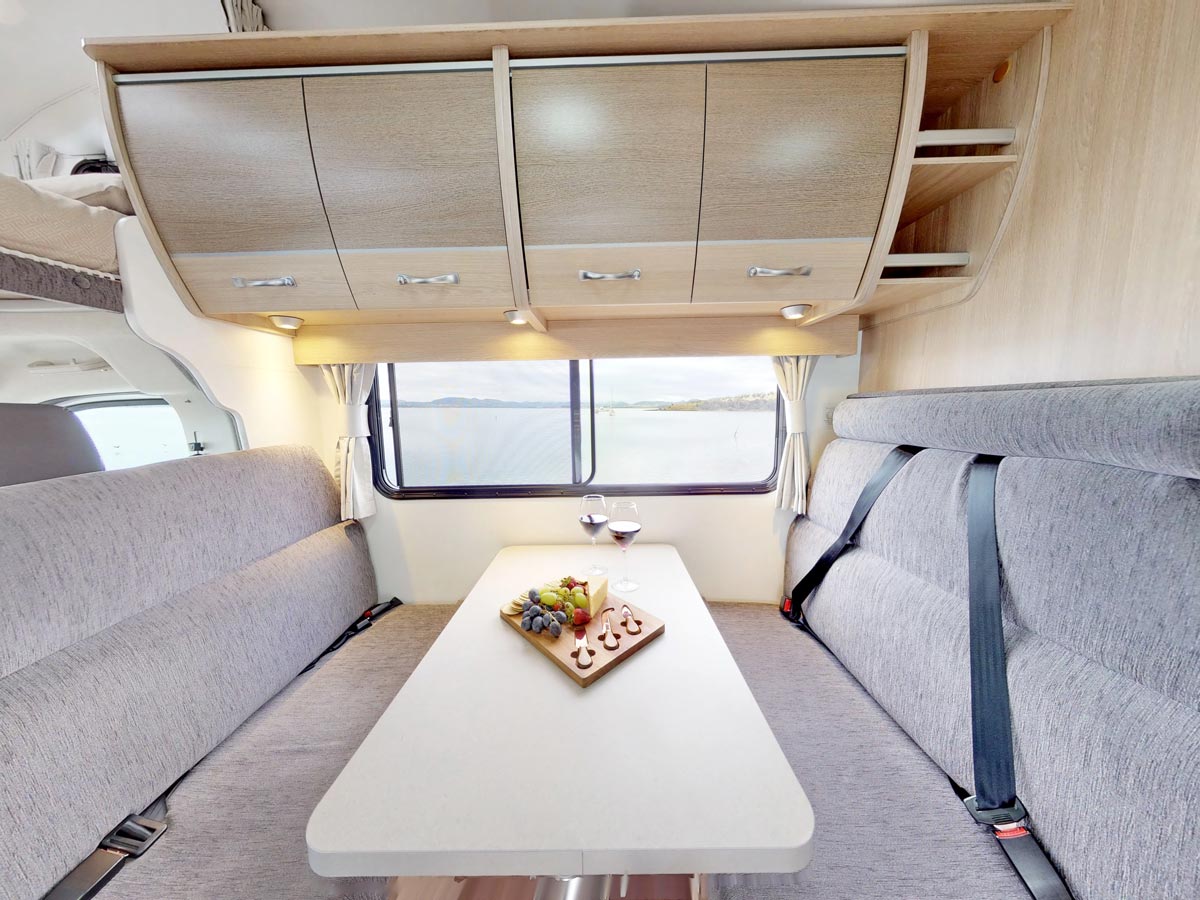 CT 6 Berth Discovery - siting area view